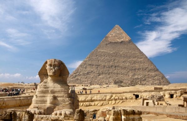 <br />
В Египте прогремел взрыв рядом с пирамидами<br />
