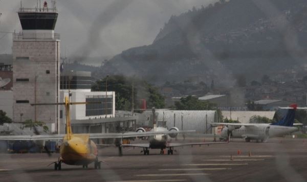 <br />
Reuters: в Гондурасе разбился частный самолет<br />
