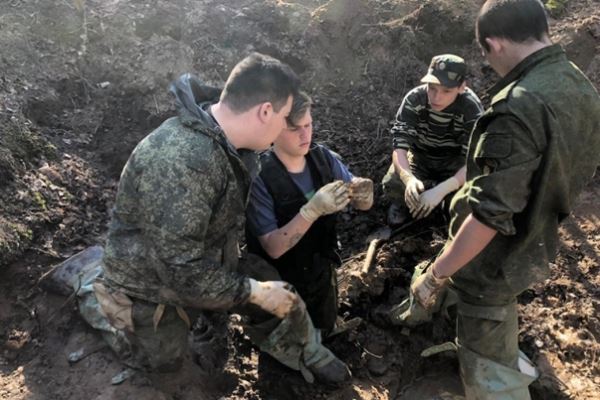 Поисковики Колледжа МГАВТ в канун Дня Победы обнаружили и подняли останки более 200 павших бойцов Великой Отечественной войны